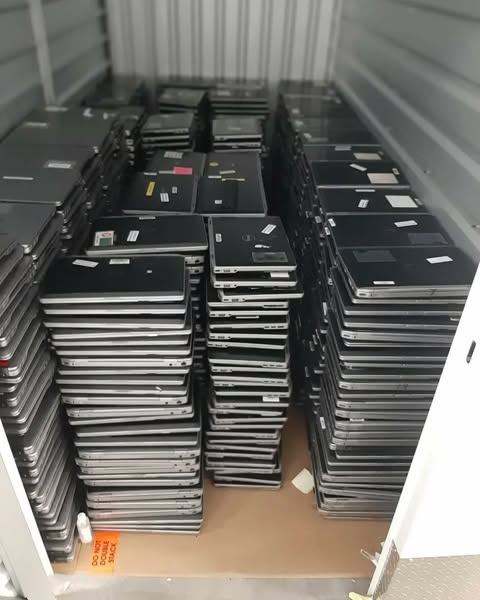 Laptops pallet Laptops pallet