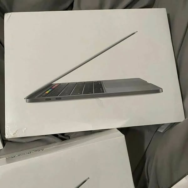 MacBook Pro and Air 2020 MacBook Pro and Air 2020
