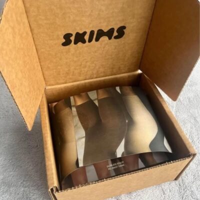 Skim clothing pallet