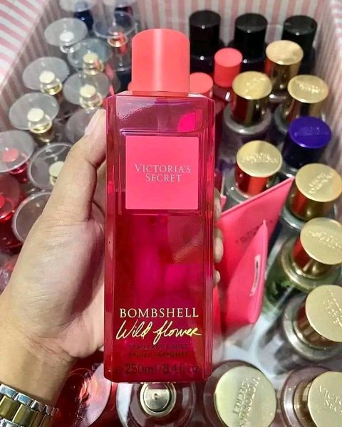 Victoria secret, bath and body works Victoria secret, bath and body works